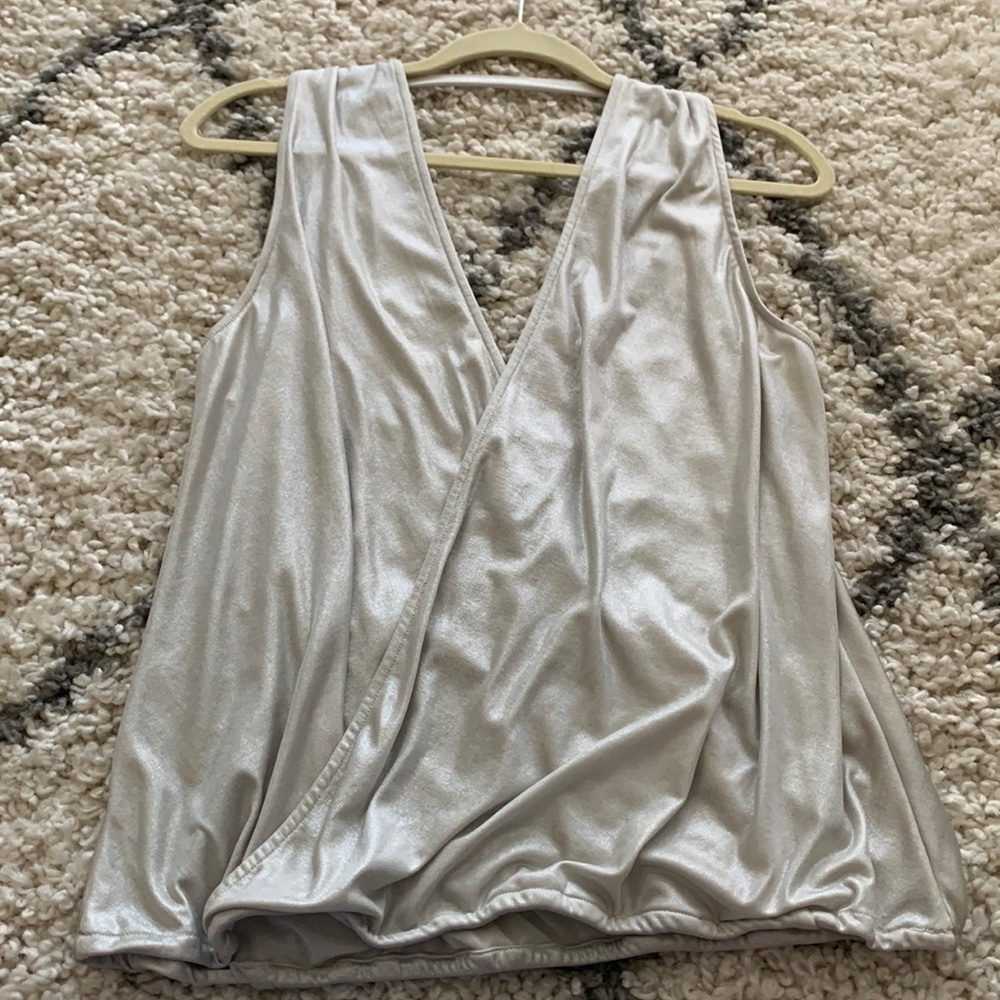 Parker silver v neck top